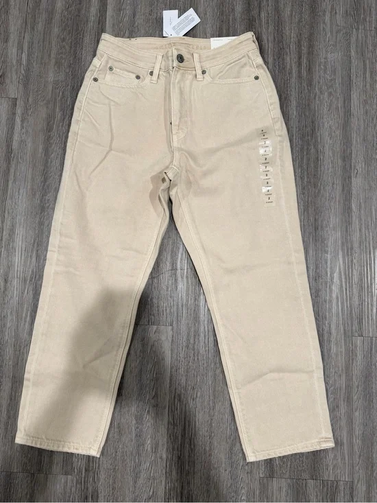 American Eagle mom jeans