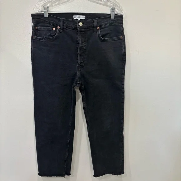 RE/DONE Straight Cropped Raw Hem Button Fly Faded Black Jeans Women’s Size 31