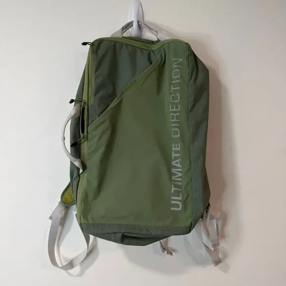 Ultimate Direction Commuter Hiker‎ Backpack Briefcase Green