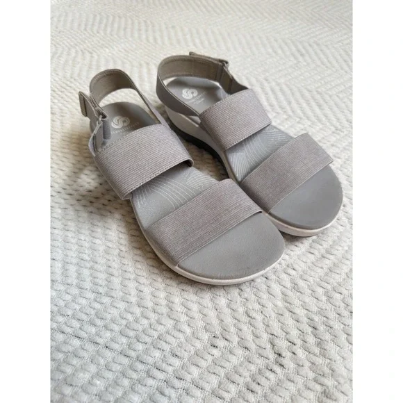 Clark's Arla Jacory sand wedge sling back cloudsteppers‎ sandal Women's size 8