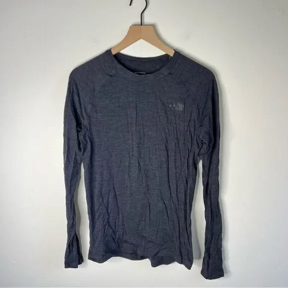 The North Face Men's Charcoal Long Sleeve Wool Baselayer Tee size Small