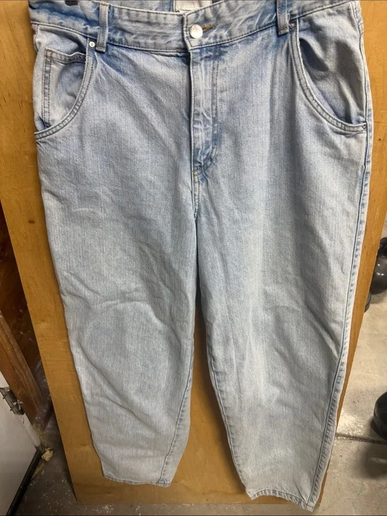 H&M Pale Blue Relaxed Fit Women’s Jeans