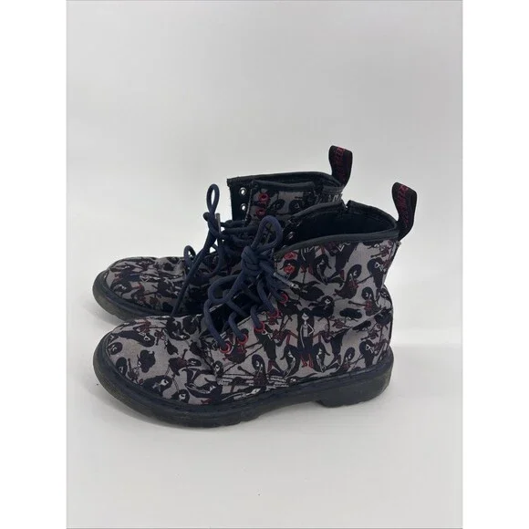 D3800 (without box)  DR. MARTENS Adventure Time cartoon boot shoe kids size 3