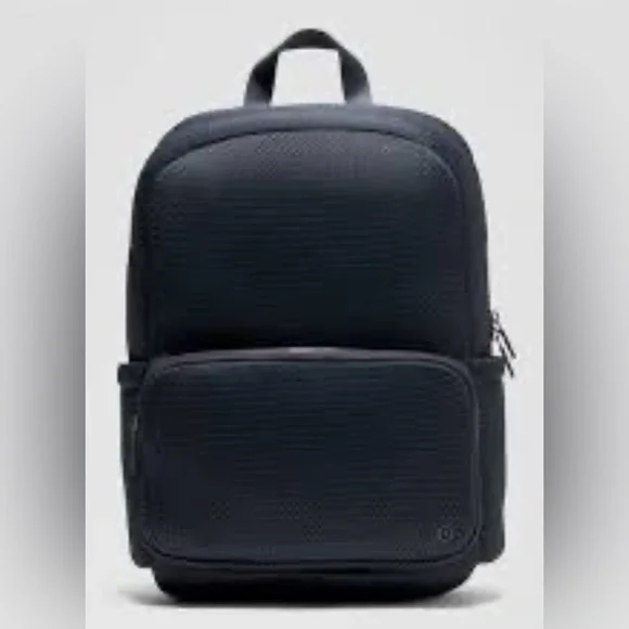 Lululemon Everywhere Backpack Knit Mesh-22L-True‎ Navy