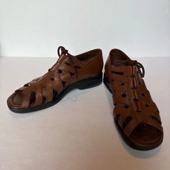 Sandler of Boston Women's Brown Leather Lace up Sandals Size 8M