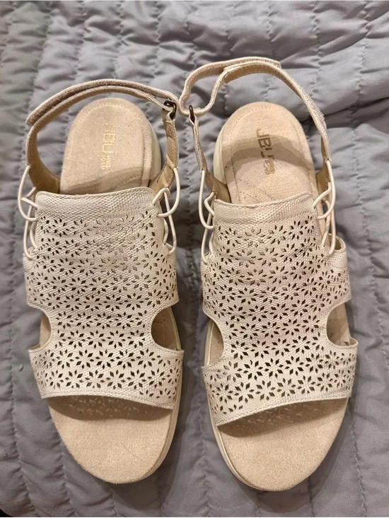 JBU Women's Beige Laser-Cut Slingback Sandals