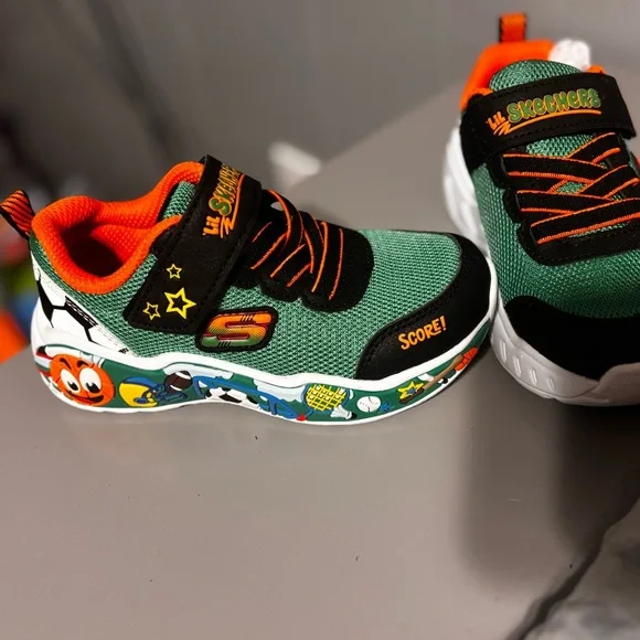 Skechers Kids Green & Orange 'Score!' Hook-and-Loop Sneakers