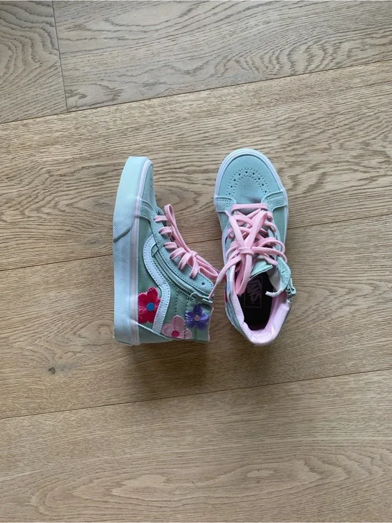 New! Vans Kids Mint Green High-Top Sneakers with Pink Laces and Floral Patches