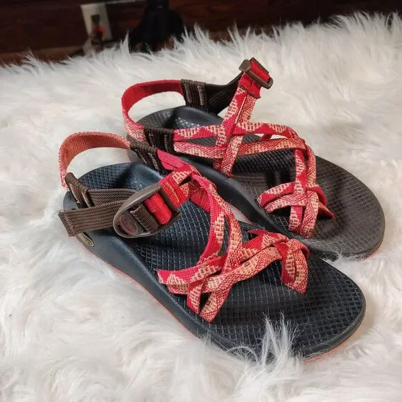 Chaco Aztec Print Wmns Size 7 Sandals