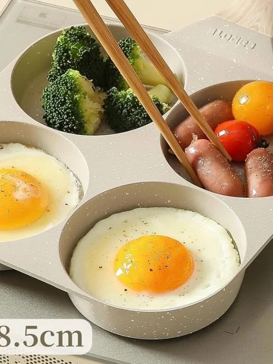 CAROTE Fried Egg Frying Pan with Dividers/4-Hole Round Frying Pan
