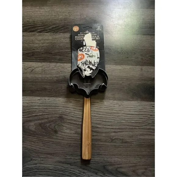 Core Kitchen Bamboo & Silicone Halloween Spatula And Cookie Cutter Set NEW