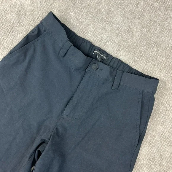 Banana Republic Chino Shorts Mens 32 Navy Slash Pocket Comfort Waistband Golf