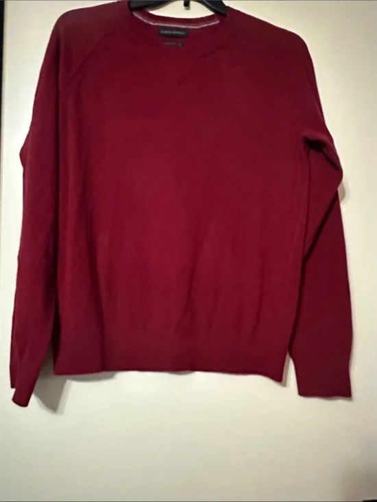 Banana Republic Men's Crewneck Sweater - Wine Red