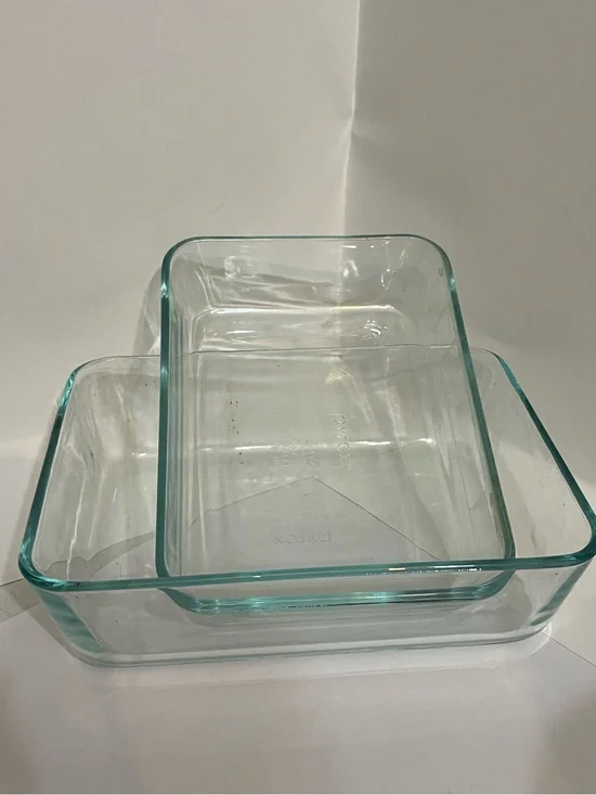 2 Pyrex Clear Glass Rectangular Baking Dish Set with Aqua Rim