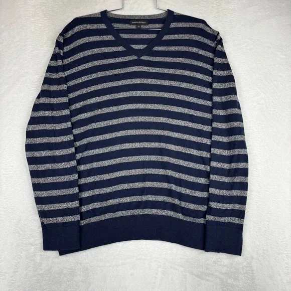 Banana Republic Mens XL Navy Blue Grey Striped Cashmere Blend V-Neck Sweater