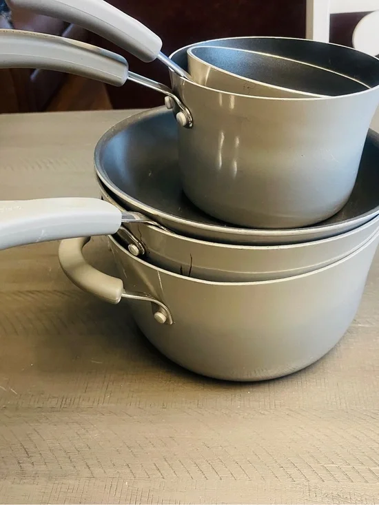 Rachael Ray Silver/Gray Cookware Saucepan Set - 5 piece