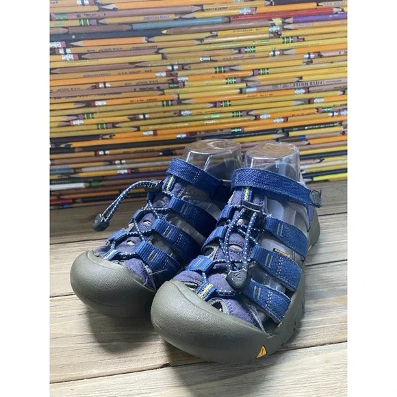 Keen Newport H2 Sandals Big Kids Youth Size 4‎ Blue Waterproof Sport Shoes Boys