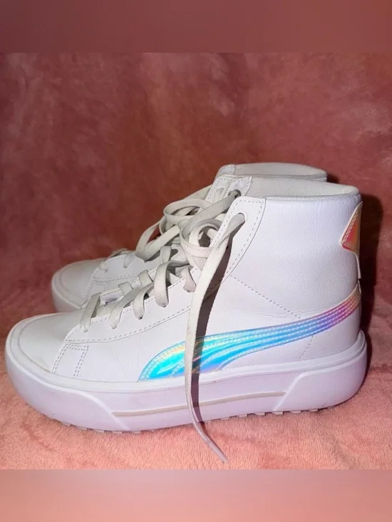 PUMA Kaia Mid Iridescent Platform Sneakers White Youth 7Y / Women's 8.5