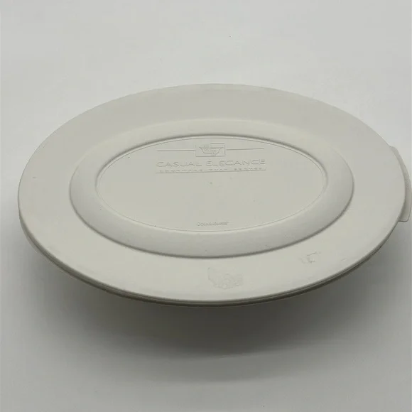 CORNING WARE CASUAL ELEGANCE L-32 WHITE COVERED 2 Qt SERVING DISH With lid‎