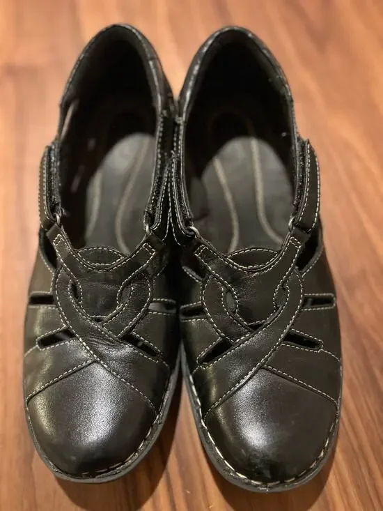 Clark’s Black Casual Loafer Shoe, Women’s SZ 9