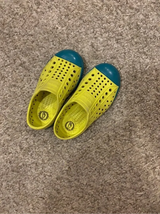 Native Shoes Kids Slip-On Water Shoes in Yellow with Teal Toe