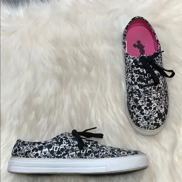 Disney Mickey Mouse‎ Black/White Sneakers Sz 8