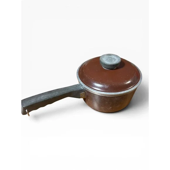 Vintage Club Aluminum‎ Brown Saucepan with Lid Cast 1 Qt Retro Kitchenware