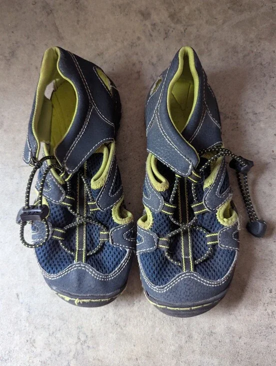 Boys Size 13M Navy Lime Green Closed Toe Water Shoes Sport Sandals Bungee Strap