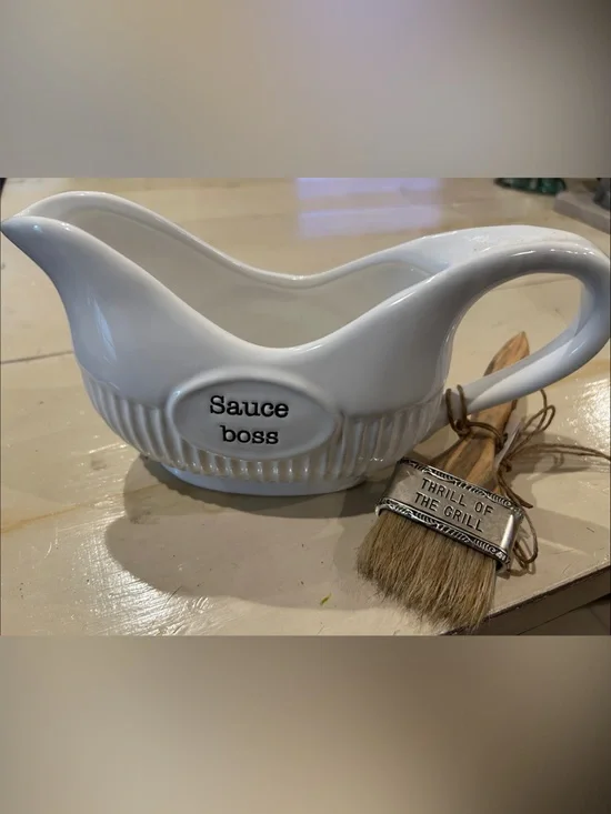 White Ceramic 'Sauce boss' BBQ Sauce Boat