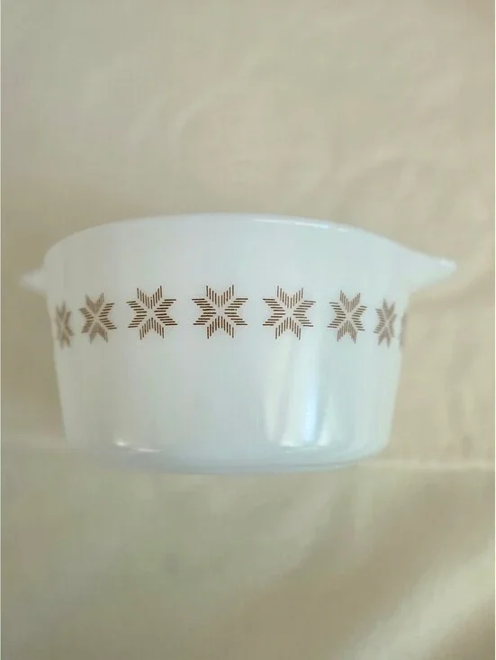 Vintage Pyrex Town and Country Cinderella Mixing Bowl 1.5 Pint White Brown Starb