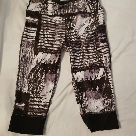 Womens large layer 8 athletic leggings‎ workout