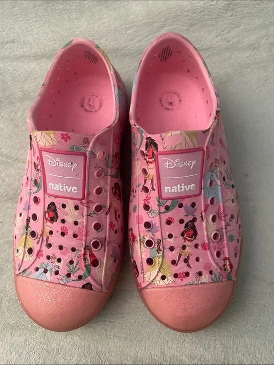 Disney Pink Native Kids' Water Shoes with Princess Print