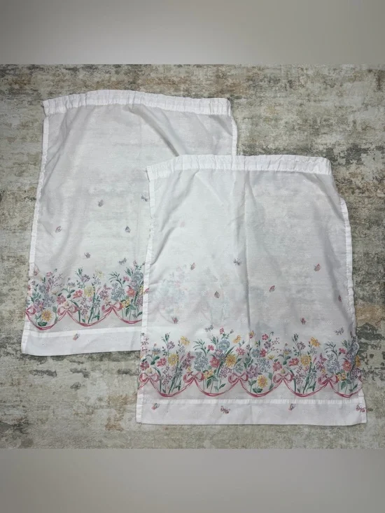 VTG Cafe Shabby Chic Cottagecore Curtain pair Butterflies bows flowers 29”x36”