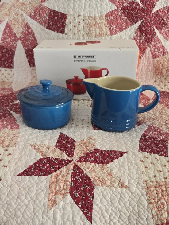 Le Creuset Blue Stoneware Creamer and Sugar Dish Set