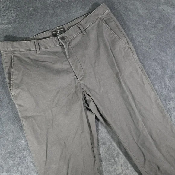 Banana Republic Slim‎ Fit Gray Chino Pants Mens Size 36x32 Casual