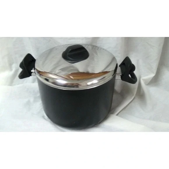Stock Pot with Strainer Lid Stainless Steel 6 Quart Non-stick Finish #080