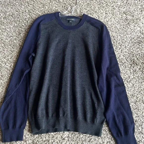 Banana Republic Extra Crew Neck‎ Fine Marino Wool Pullover Sweater Size M