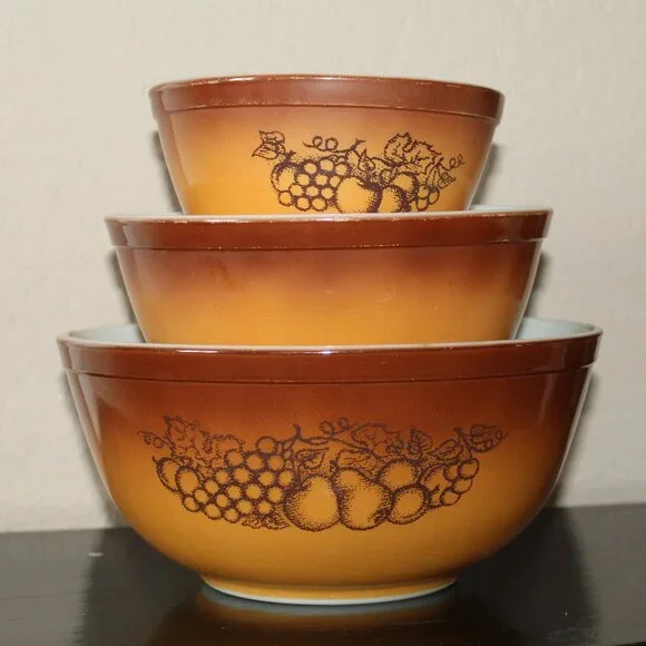 Vintage Pyrex Old Orchard 3 Piece Nesting Mixing Bowl Set 401, 402 & 403