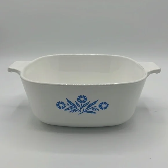 CORNINGWARE BLUE CORNFLOWER 1 1/2 QUART SQUARE COOKING DISH