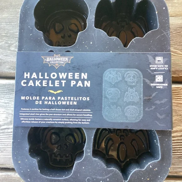 Halloween Collection Cakelet Pan