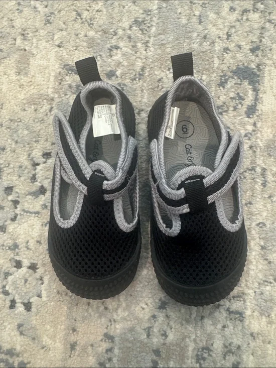 Cat & Jack Black and Gray Mesh Mary Jane Water Shoes