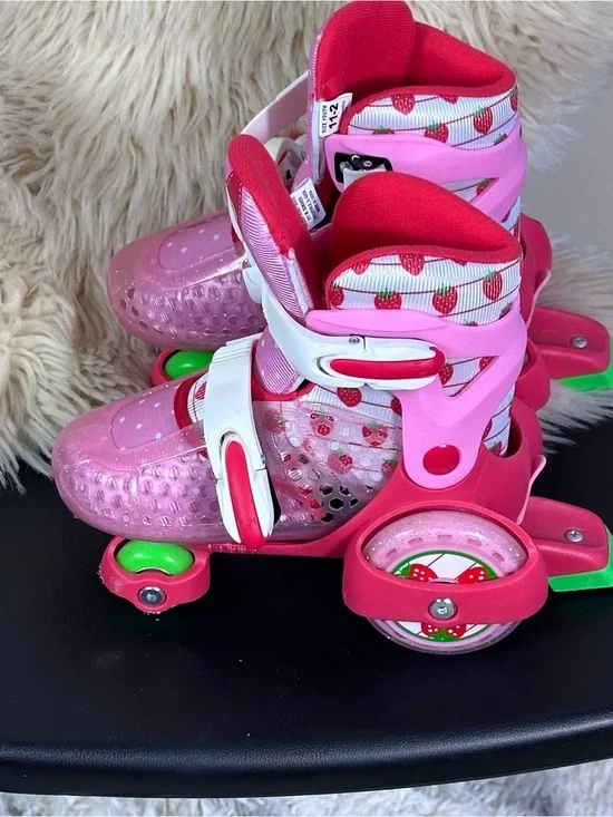 Adjustable Kids Pink Strawberry-Print Light-Up Roller Skates