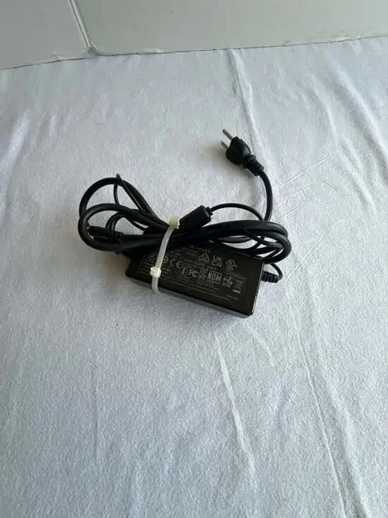 Chicony YD-ZN1900342-6A 19V 3.42A 64.98W AC Switching Power Adapter