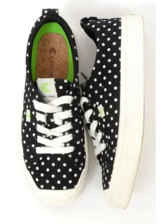 Cariuma OCA Low Canvas Sneakers 100% Vegan Lightweight Sustainable Women's 7