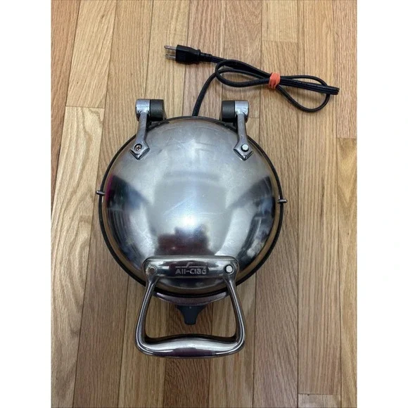All Clad Waffler 1 Waffle Maker 6071 Stainless Steel Round Iron Tested Working