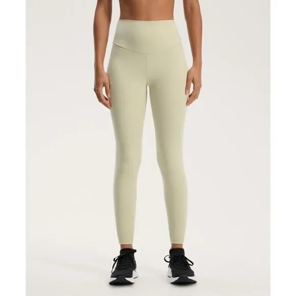 Oysho Womens Leggings Medium M ecru Comfortlux High Rise 7/8 Length 6224/226 NWT
