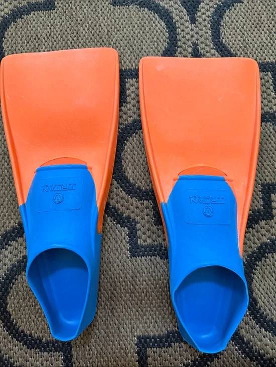 Tritan Swim Tech youth flippers