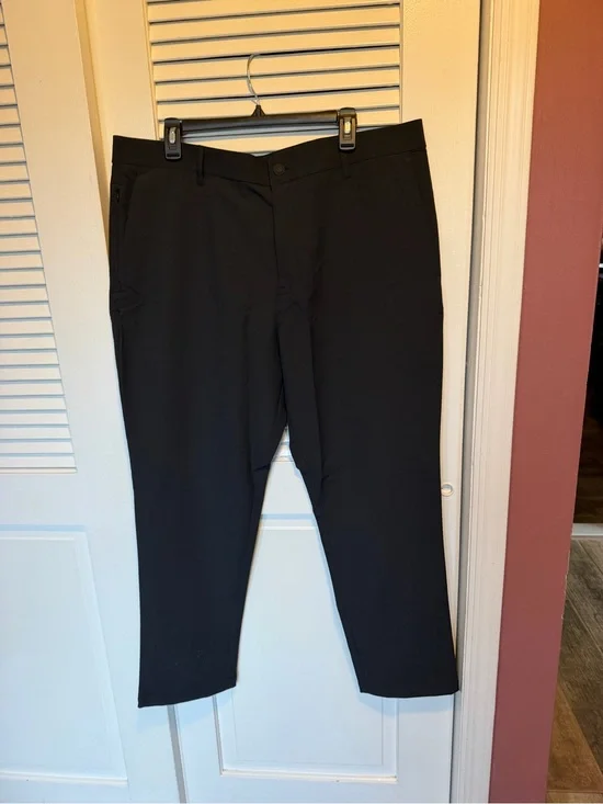NWT Banana Republic Men’s Flat Front Pants 38x29 Black
