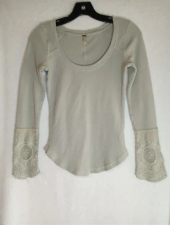 Free People Bella Swan Masquerade Embroidered Cuff Thermal Top Y2K  Grunge Boho