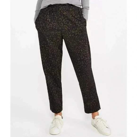 NWT Ann Taylor Animal Print Paperbag Pants